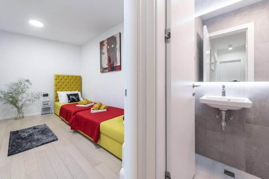 Ferienwohnung Walking Distance Old Town 120M2,Garden,View,Garage Dubrovnik Exterior foto
